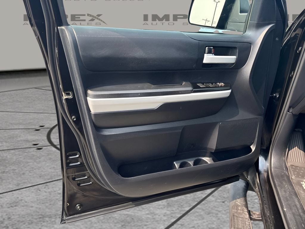 Used 2019 Toyota Tundra SR5 AWD/4WD image 15