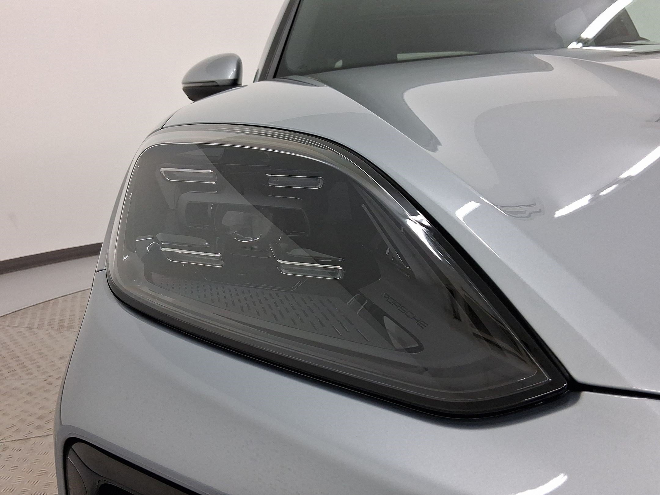 Used 2026 Porsche Cayenne S AWD/4WD image 12