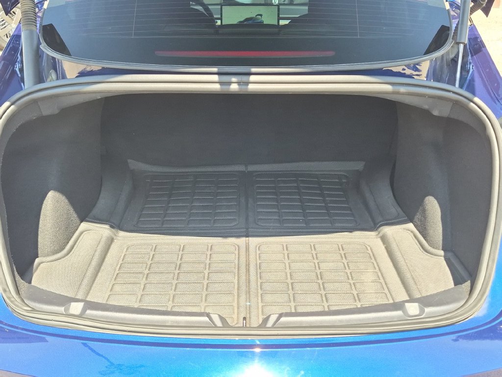Used 2023 Tesla Model 3 Standard Range RWD image 30