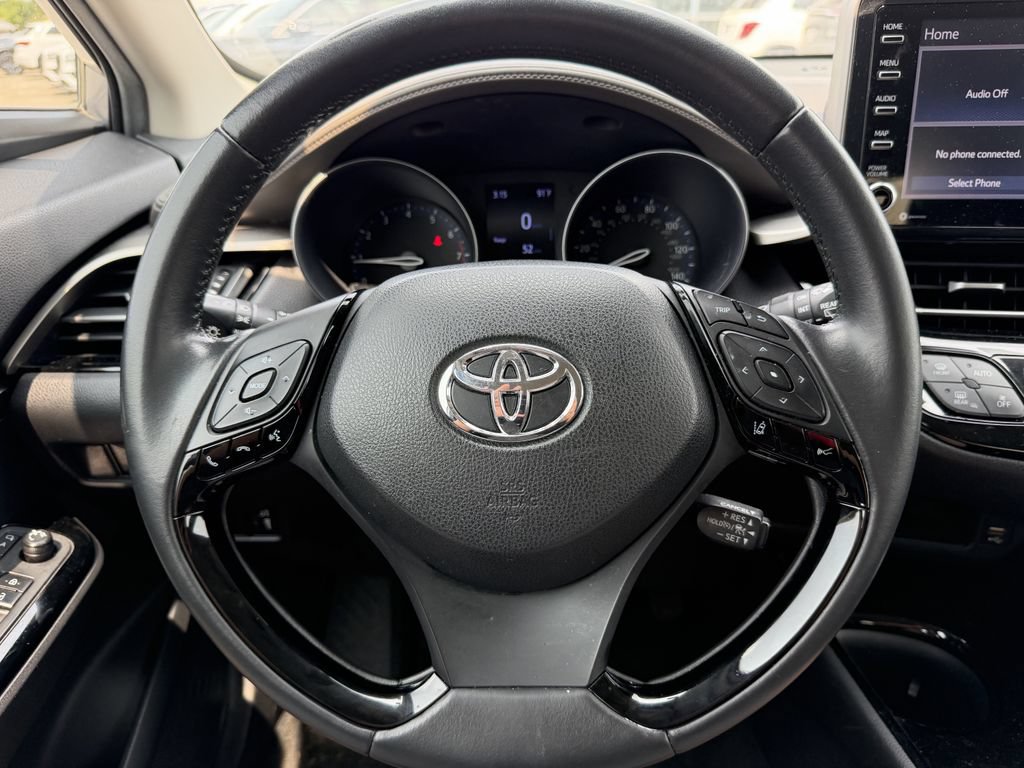 Used 2020 Toyota C-HR Limited FWD image 15