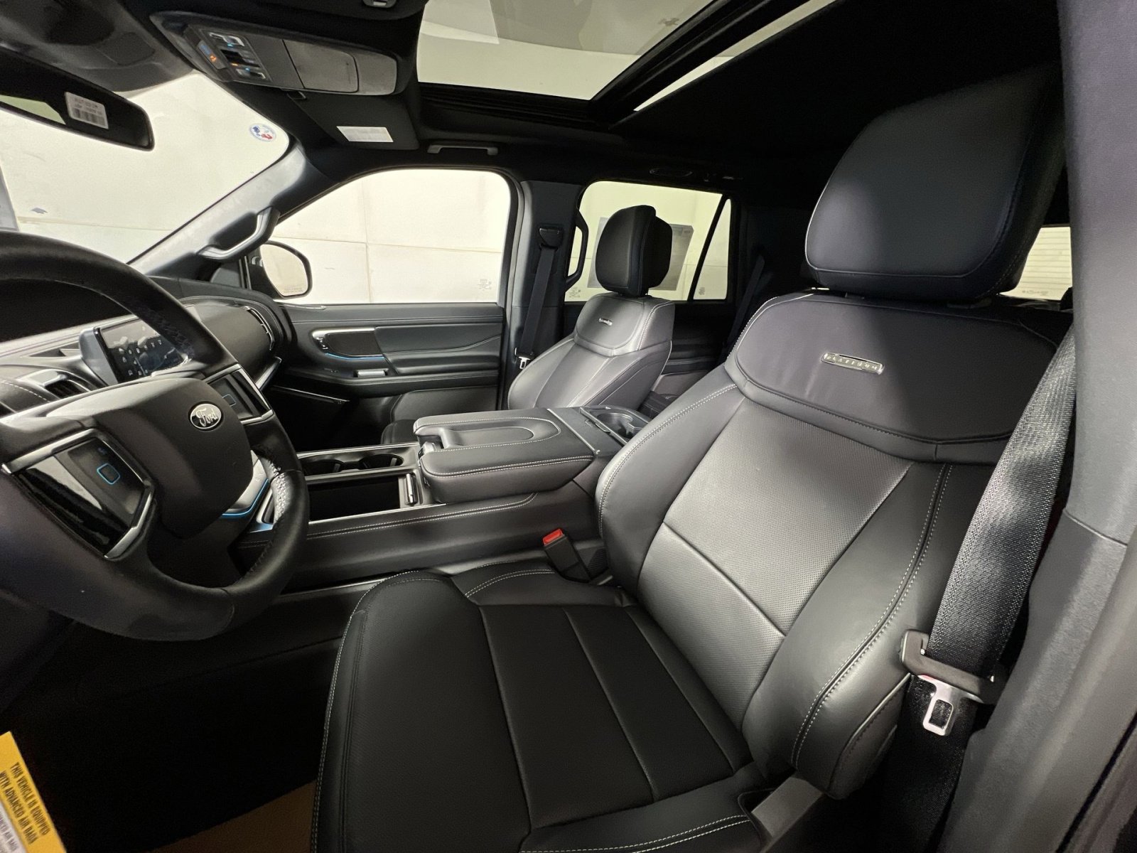 New 2026 Ford Expedition Platinum image 13
