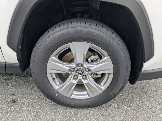 Used 2023 Toyota RAV4 XLE w/ Convenience Package AWD/4WD image 11