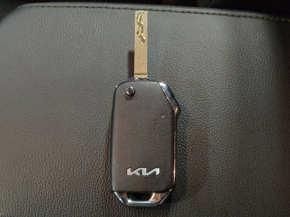 Used 2024 Kia Soul LX w/ Option Group 015 image 32