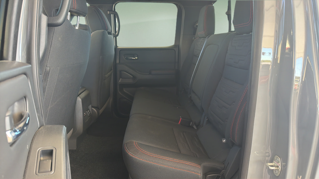 Certified 2023 Nissan Frontier PRO-4X w/ Pro Convenience Package AWD/4WD image 12