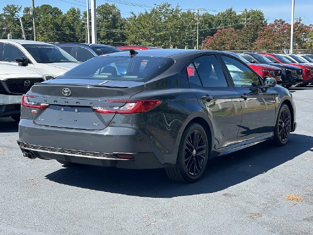 Used 2025 Toyota Camry SE FWD image 8