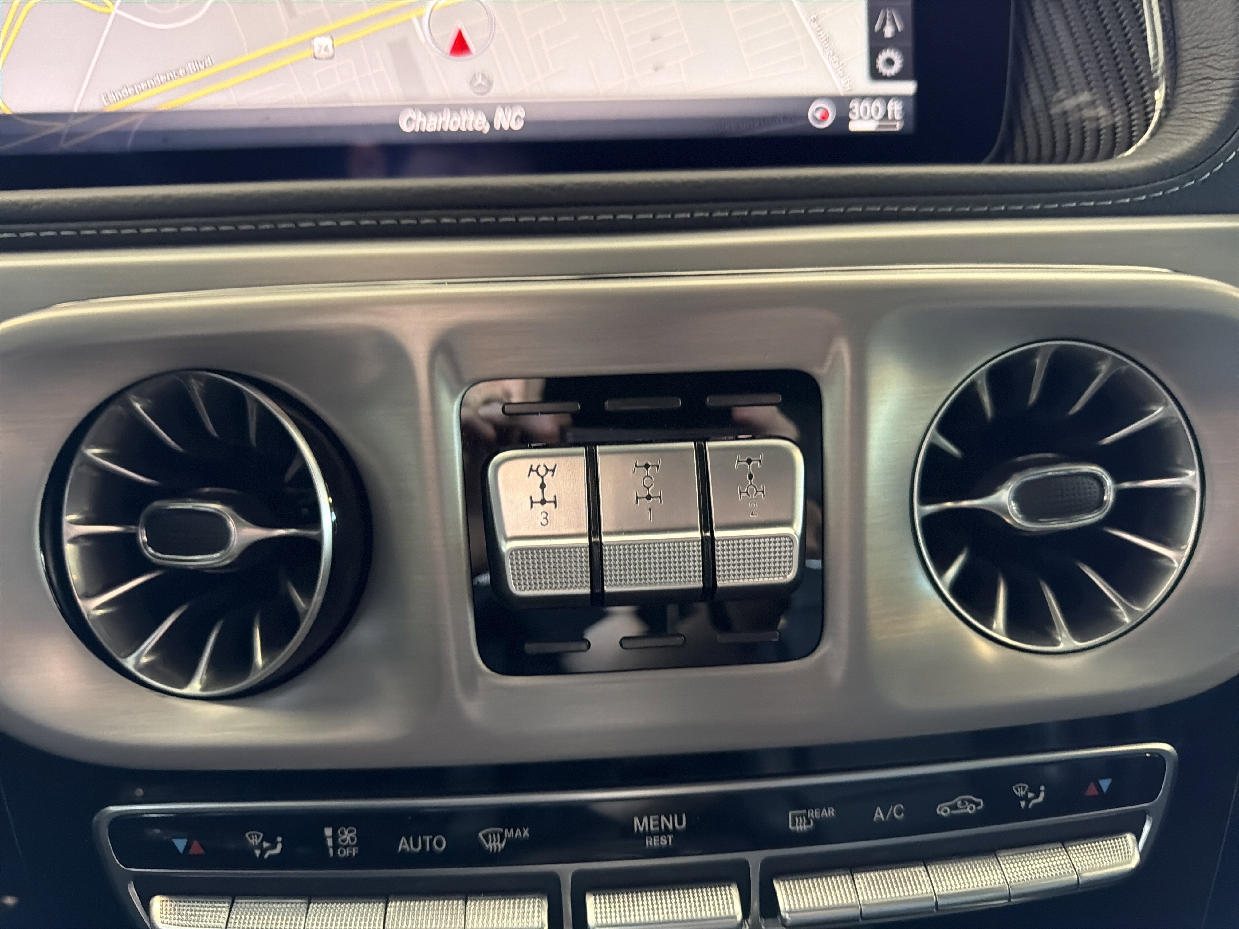 Certified 2024 Mercedes-Benz G 63 AMG 4MATIC image 25