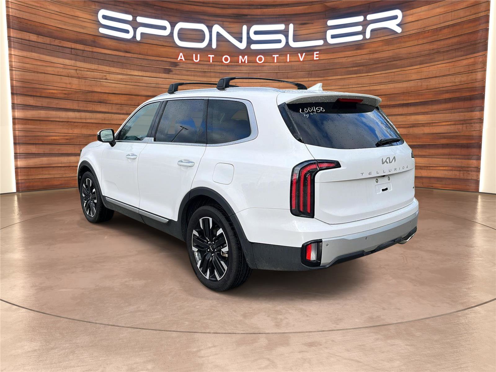 Used 2024 Kia Telluride SX image 3