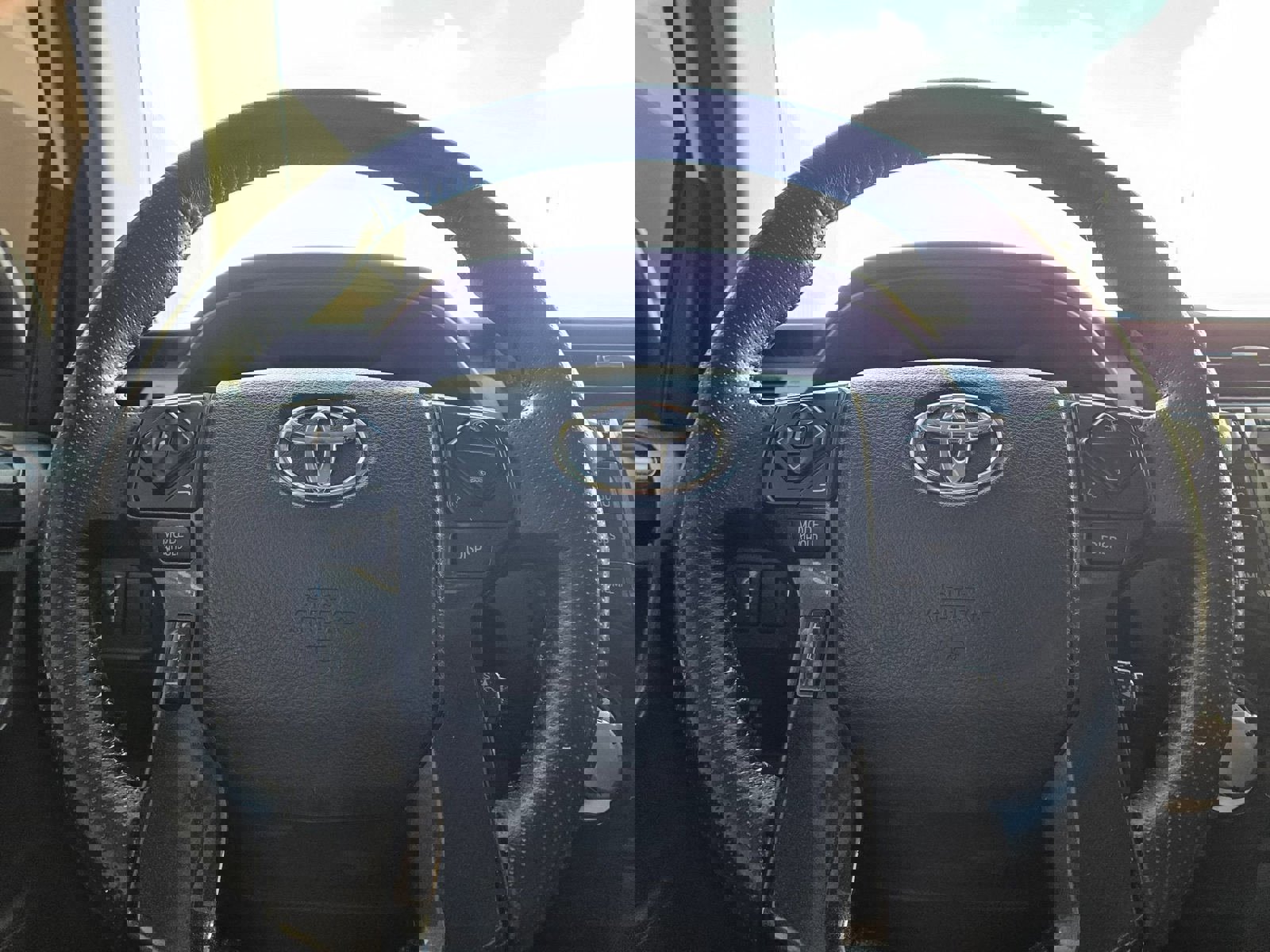 Used 2018 Toyota 4Runner TRD Off-Road Premium image 11