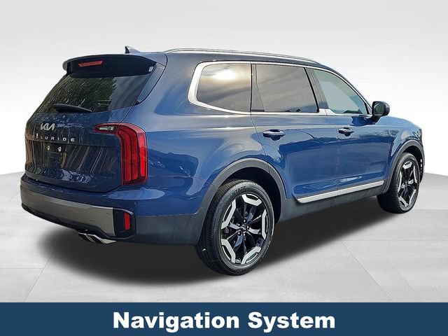 Used 2025 Kia Telluride S FWD image 7