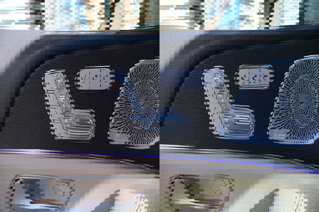 Used 2020 Mercedes-Benz GLS 450 4MATIC image 18