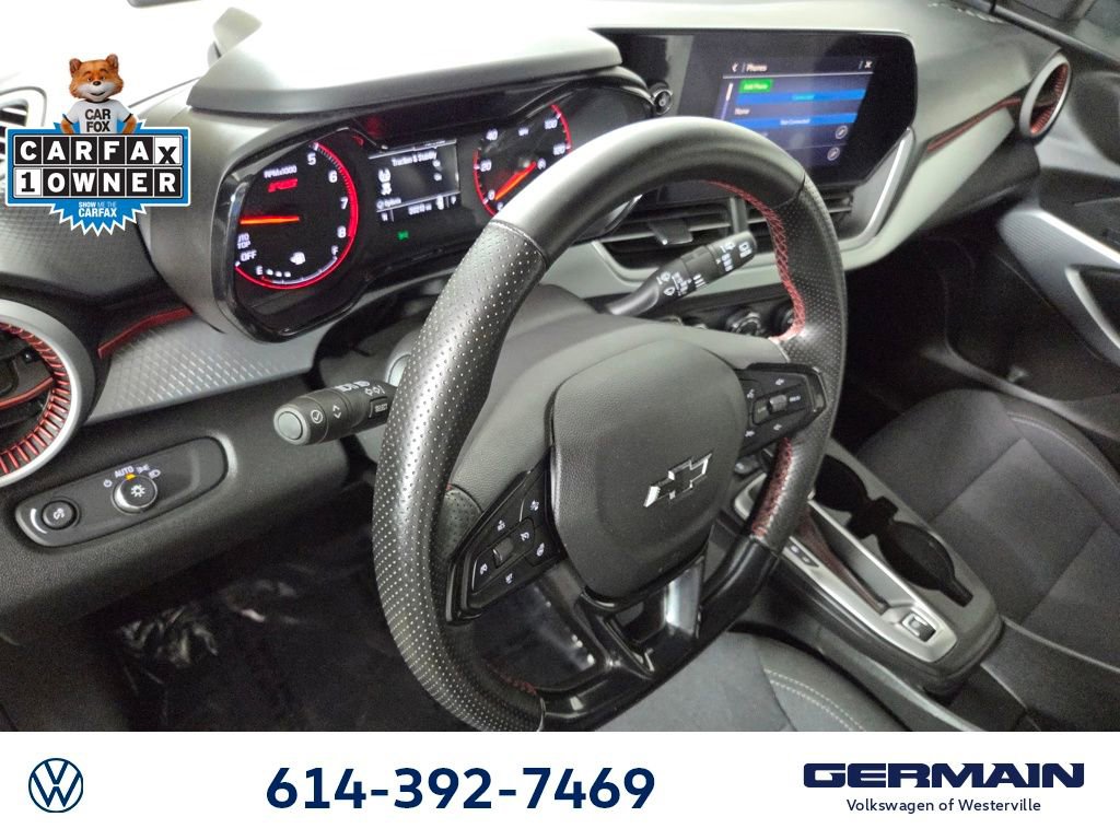 Used 2025 Chevrolet Trax RS w/ Driver Confidence Package image 16