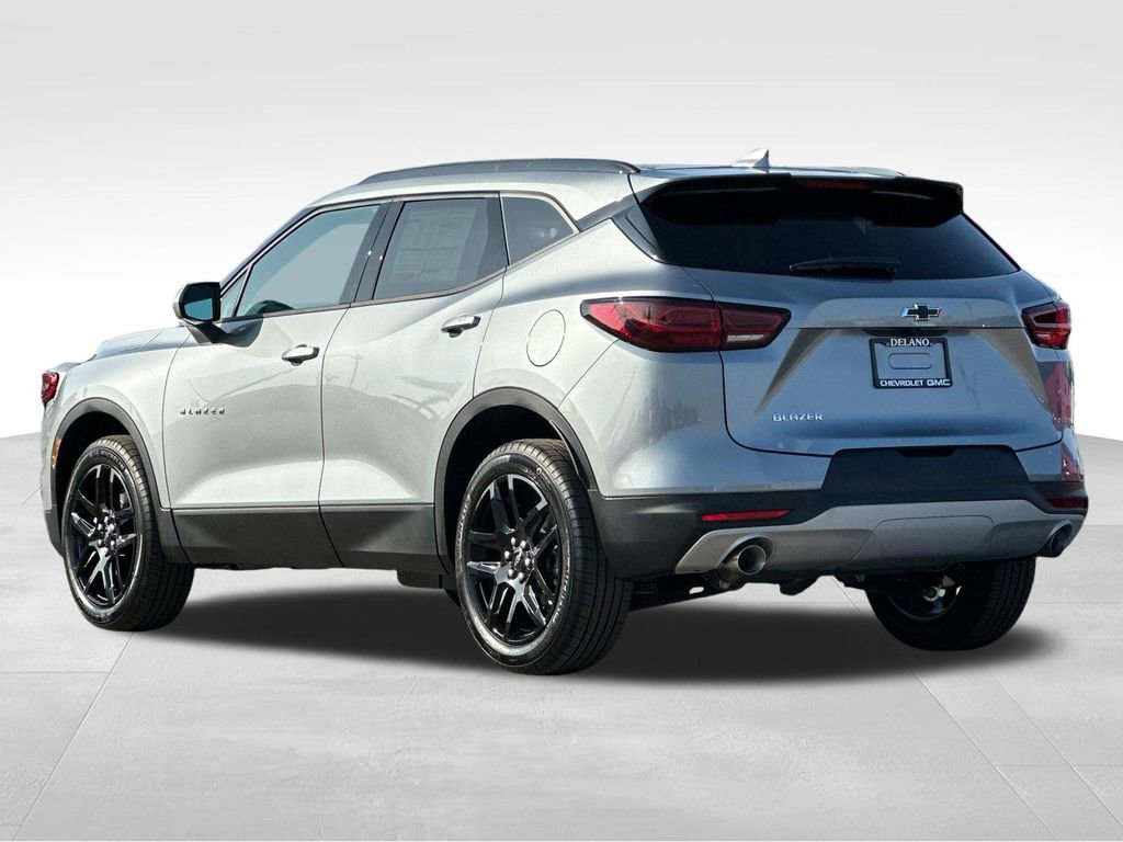 New 2026 Chevrolet Blazer LT w/ Convenience Package image 3