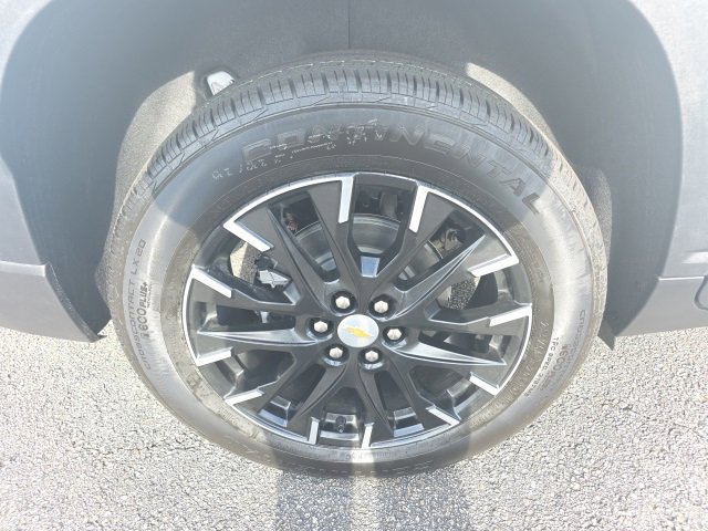 New 2026 Chevrolet Traverse LT image 8