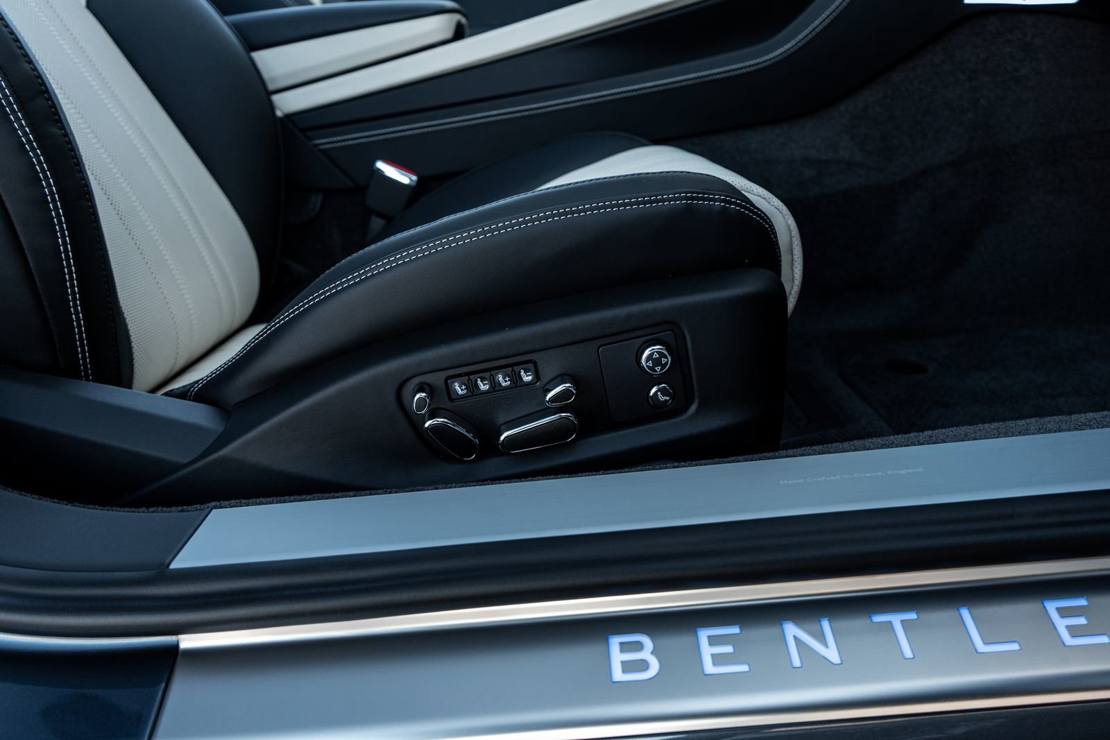 New 2026 Bentley Continental GTC image 33