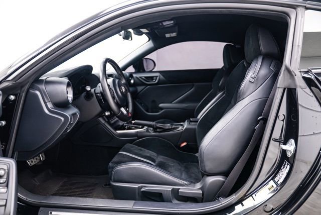 Used 2023 Toyota GR86 Premium w/ ALL Weather Mat Package (TMS) image 10