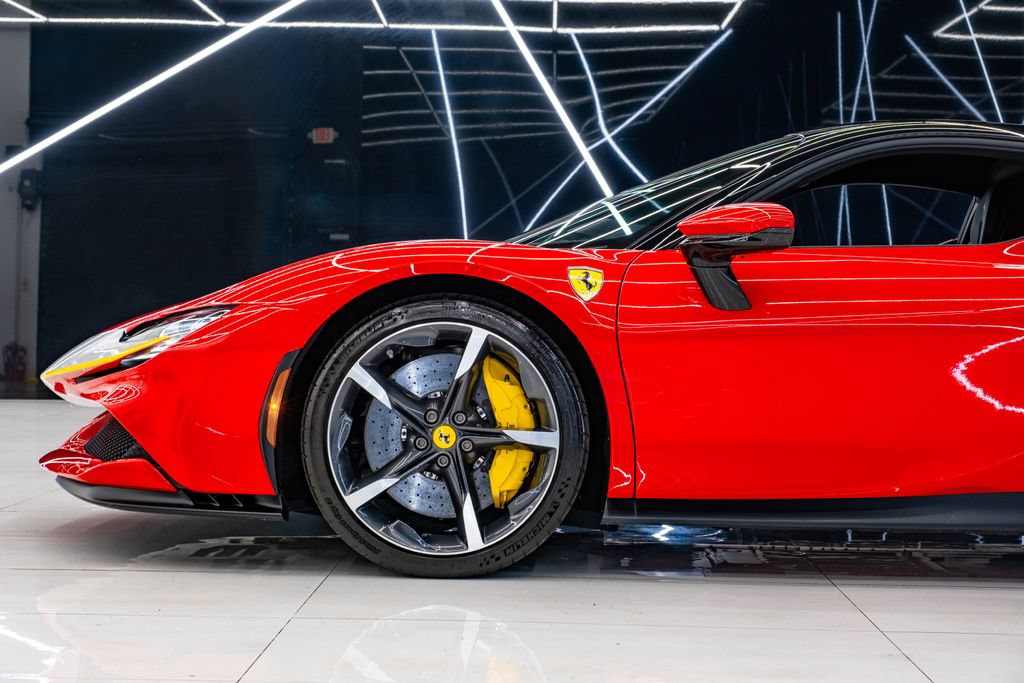 Used 2021 Ferrari SF90 Stradale AWD/4WD image 21