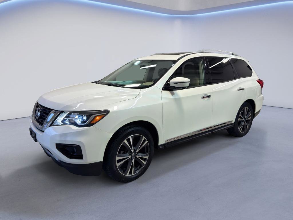 Used 2017 Nissan Pathfinder Platinum AWD/4WD image 3