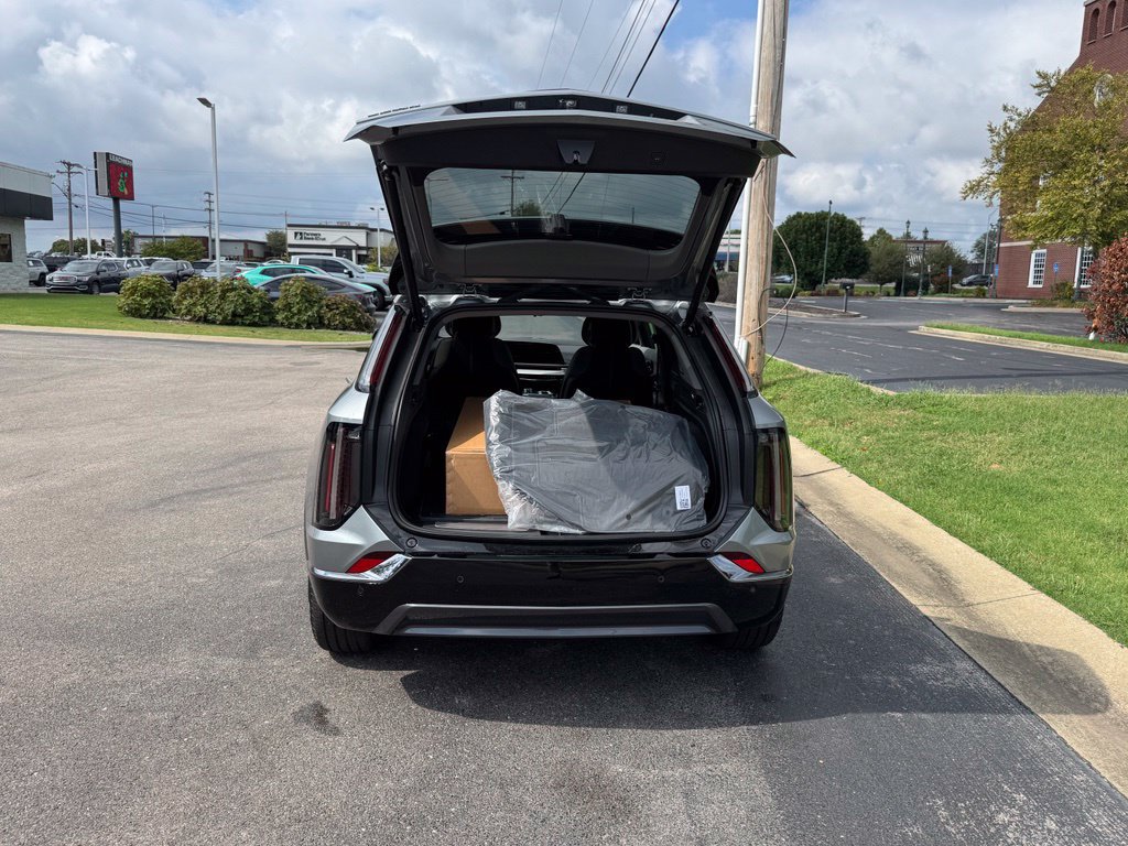 New 2027 Cadillac Optiq Sport RWD image 28