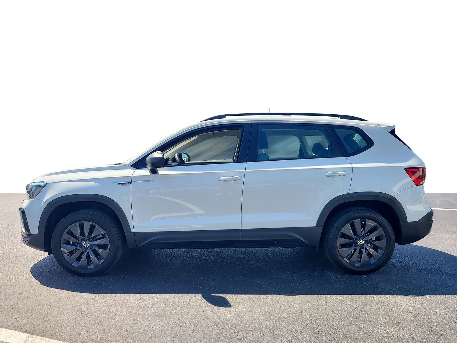 Used 2023 Volkswagen Taos S image 5