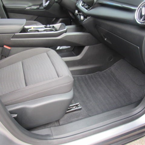 Used 2026 Chevrolet Equinox LT FWD image 12