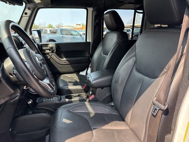 Used 2018 Jeep Wrangler Unlimited Altitude image 10