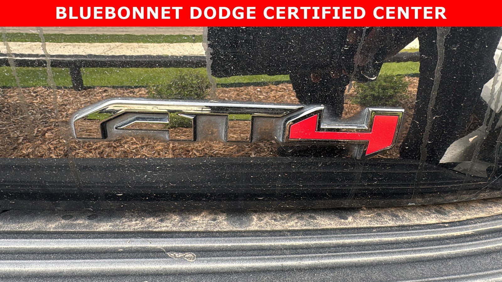Used 2022 GMC Yukon AT4 w/ AT4 Premium Plus Package AWD/4WD image 12