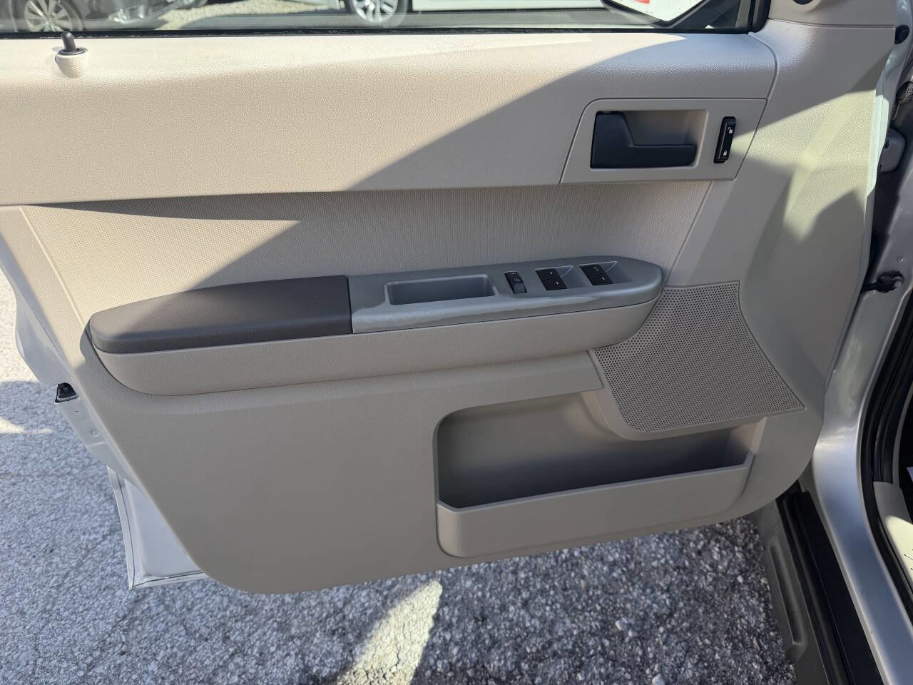 Used 2008 Ford Escape XLT FWD image 13