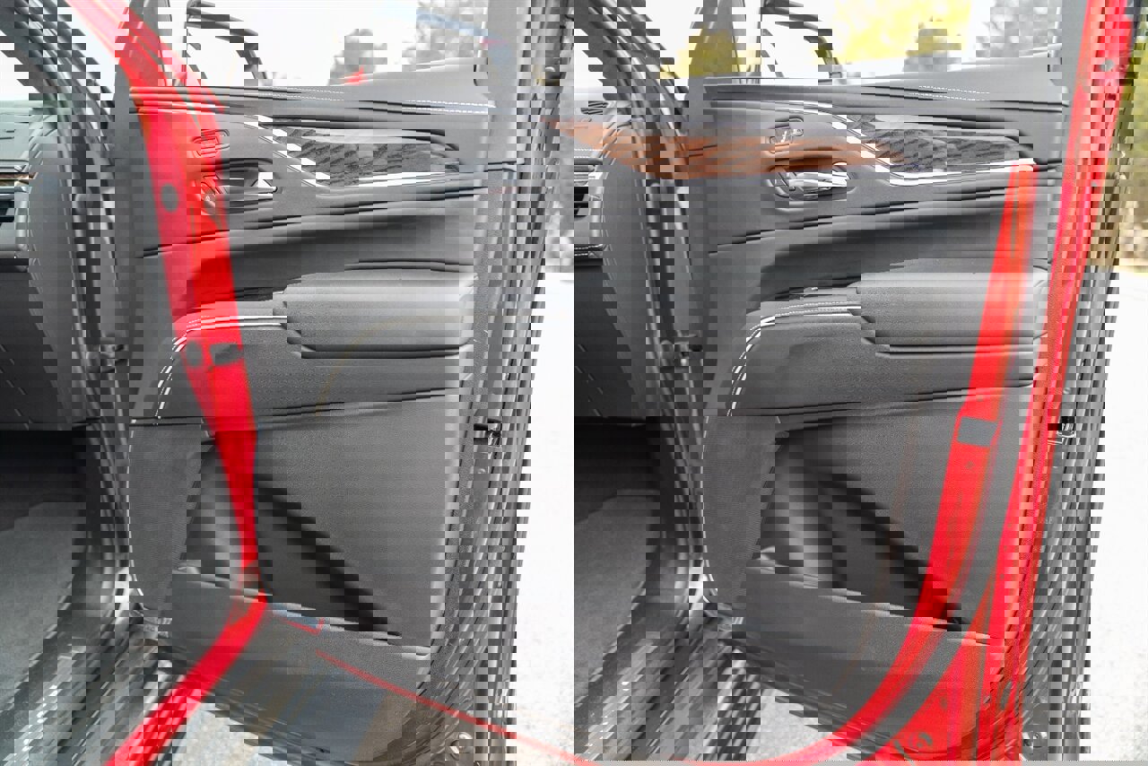 Used 2023 Cadillac Escalade Premium Luxury Platinum image 73