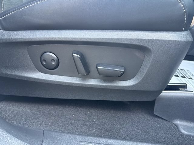 Used 2023 INFINITI QX60 Luxe w/ Cargo Package AWD/4WD image 33