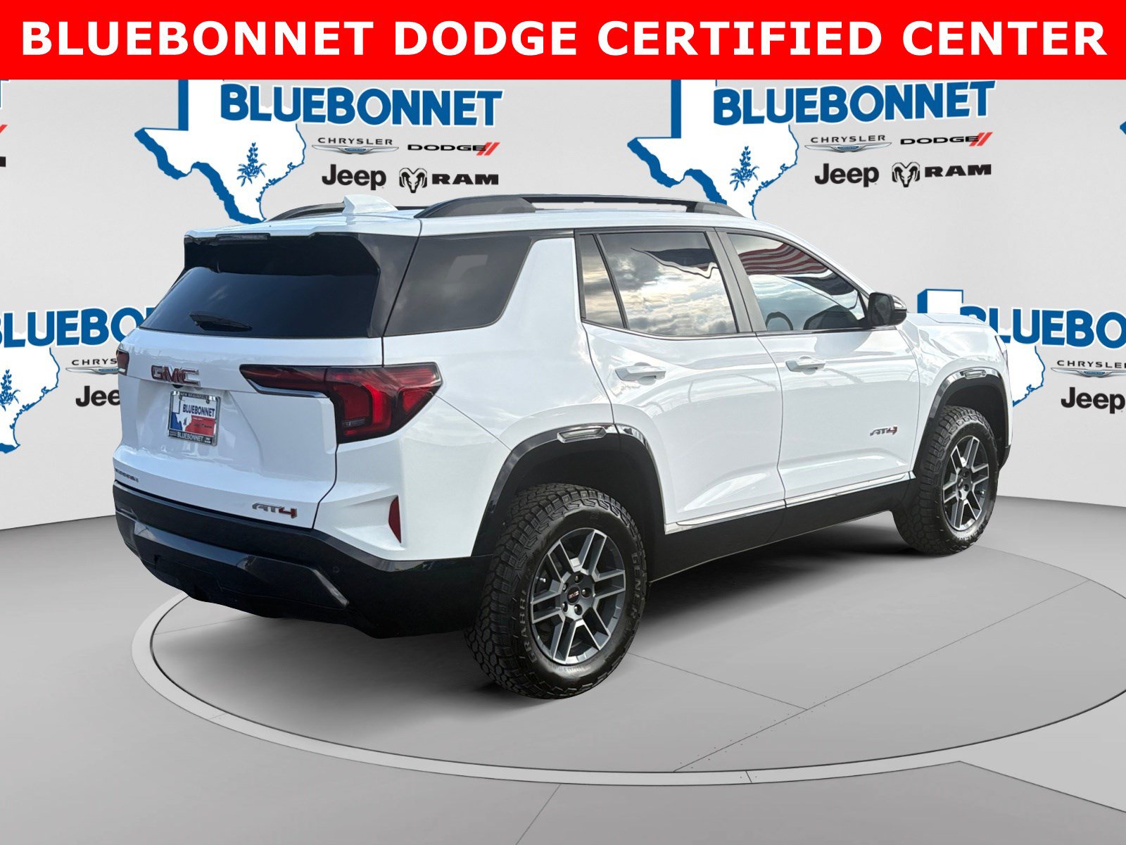 Used 2026 GMC Terrain AT4 AWD/4WD image 5