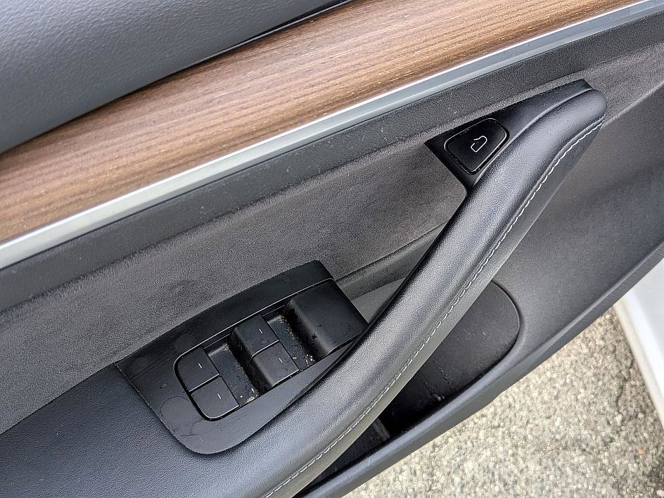 Used 2022 Tesla Model 3 Long Range image 13