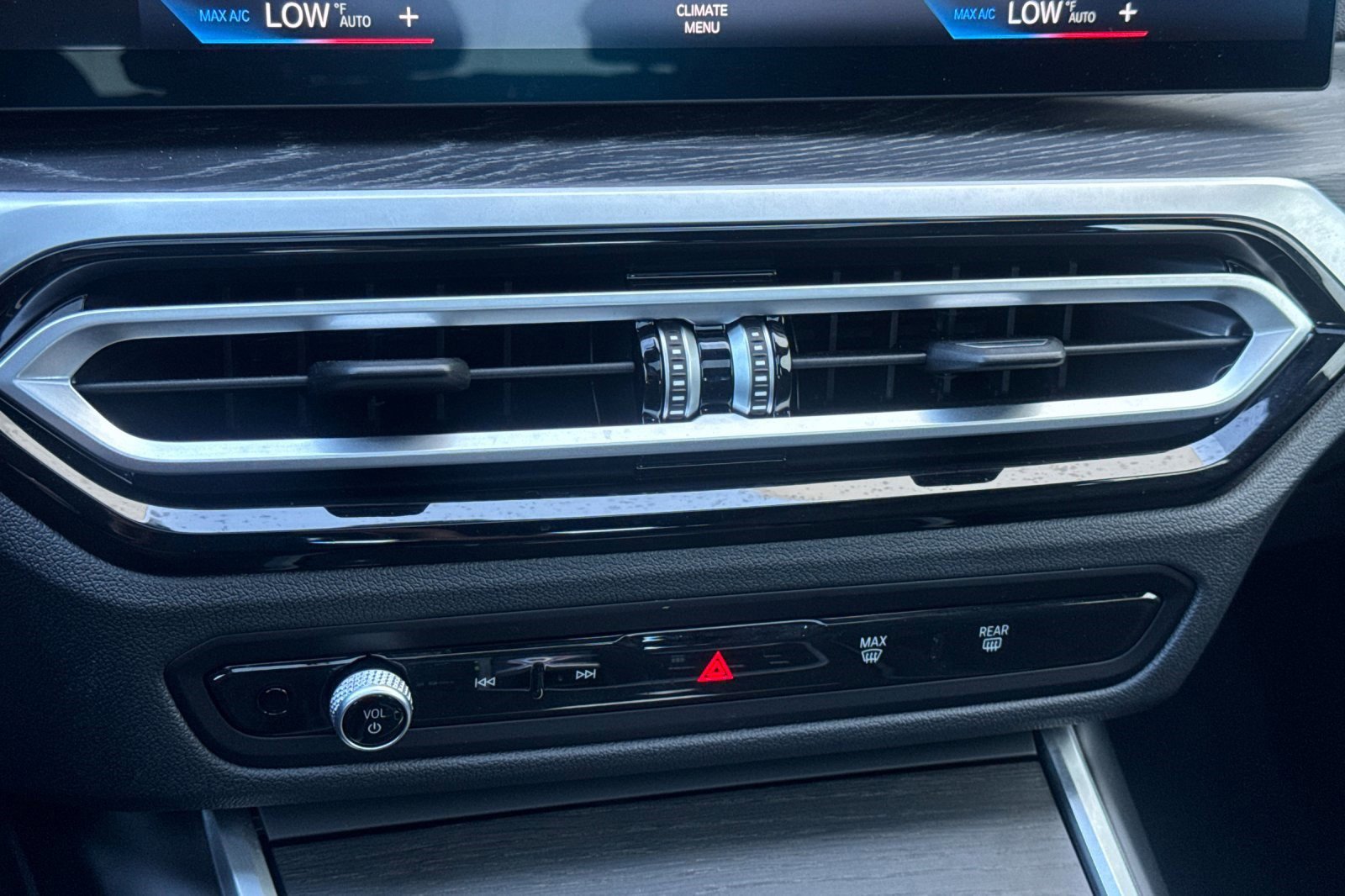 Certified 2023 BMW i4 eDrive35 w/ Premium Package image 17