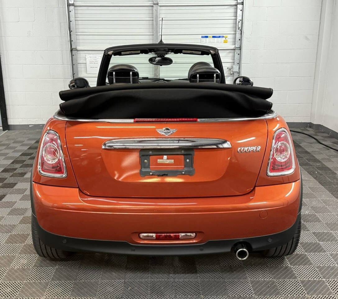 Used 2015 MINI Cooper Convertible image 8