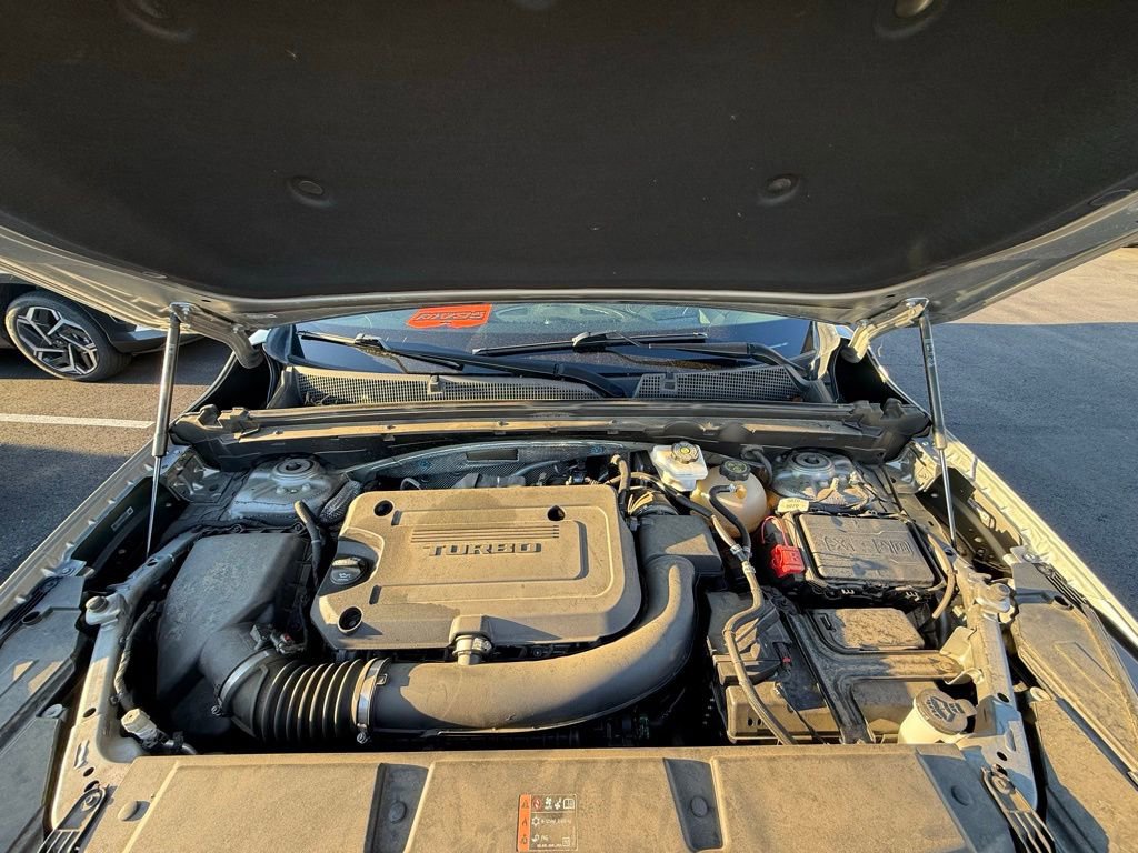 Used 2023 Buick Envision Avenir FWD image 30