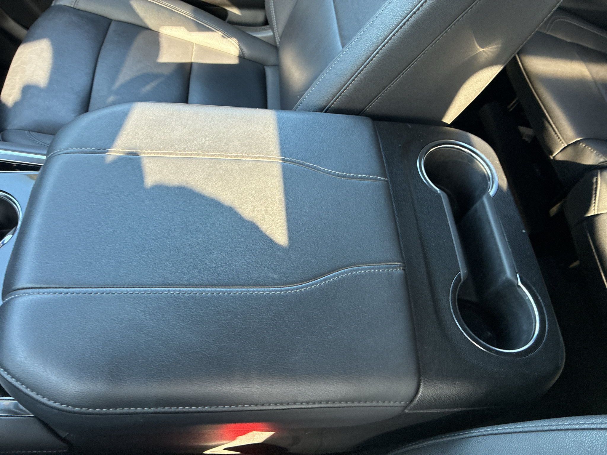 Used 2025 Chevrolet Tahoe Z71 AWD/4WD image 35