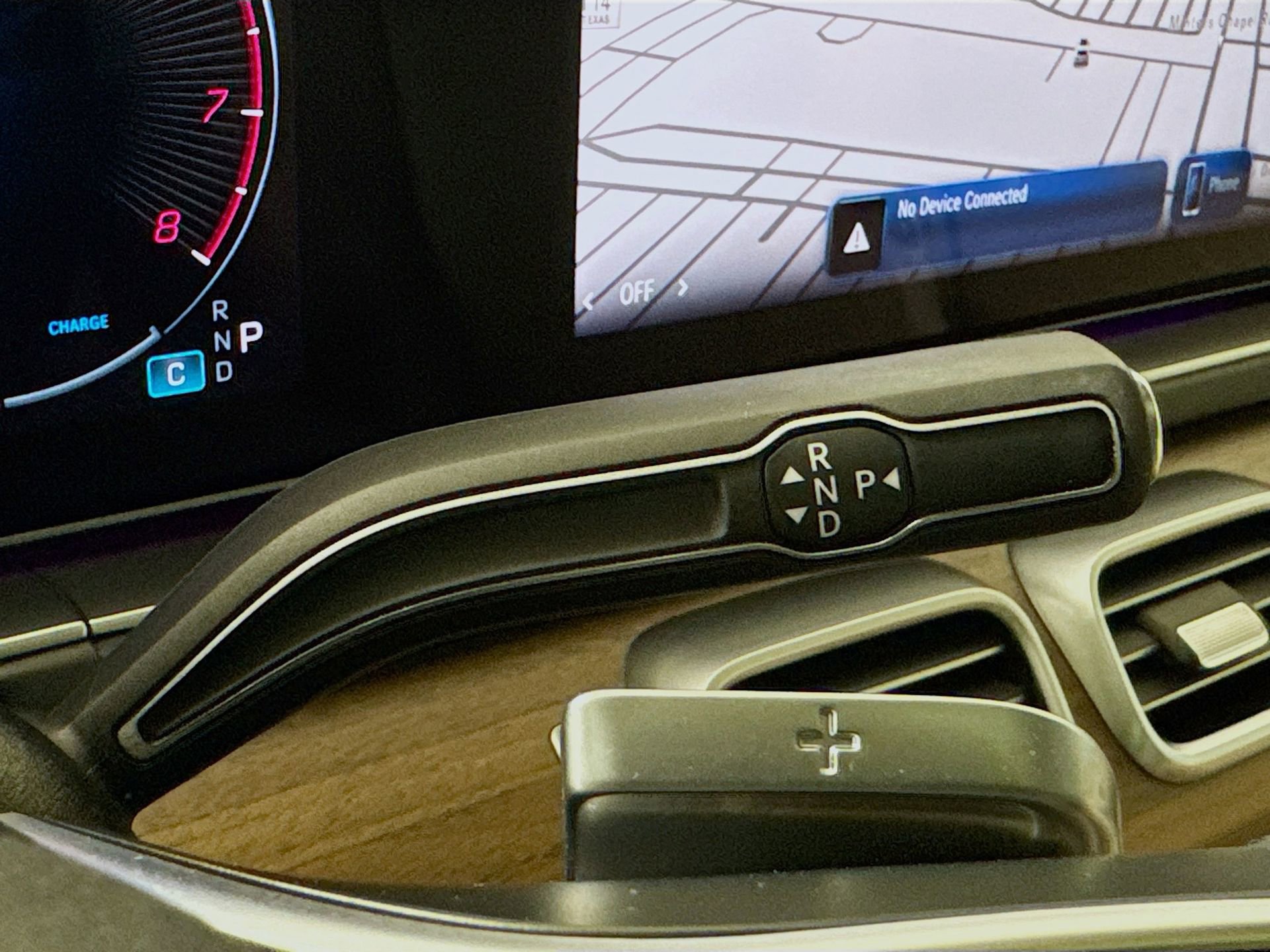 Certified 2024 Mercedes-Benz GLE 450 4MATIC image 18