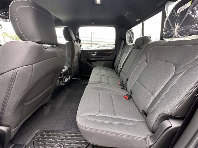 New 2026 RAM 1500 4x4 Crew Cab image 16