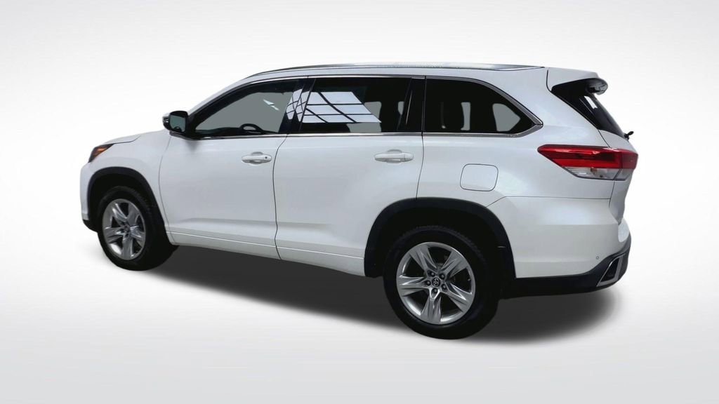Used 2019 Toyota Highlander Limited image 8