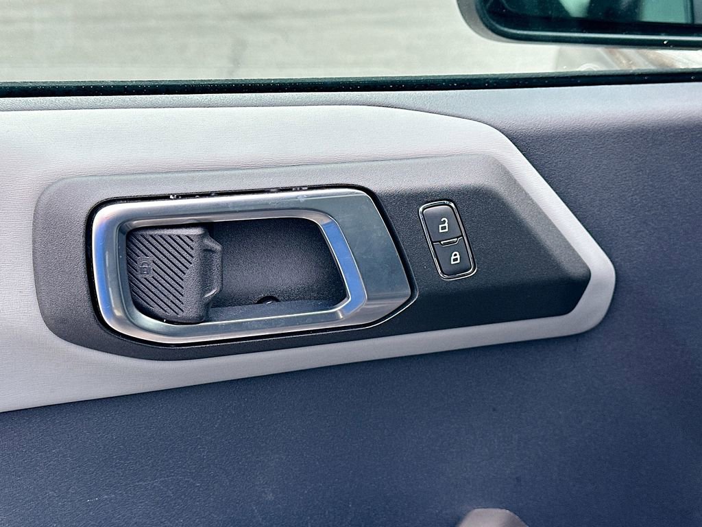 Used 2022 Ford Bronco Badlands image 24