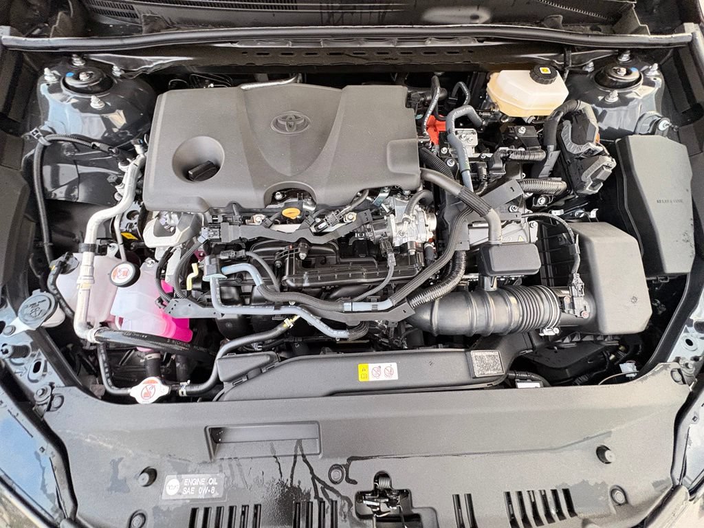 Used 2026 Toyota Camry Hybrid FWD image 30