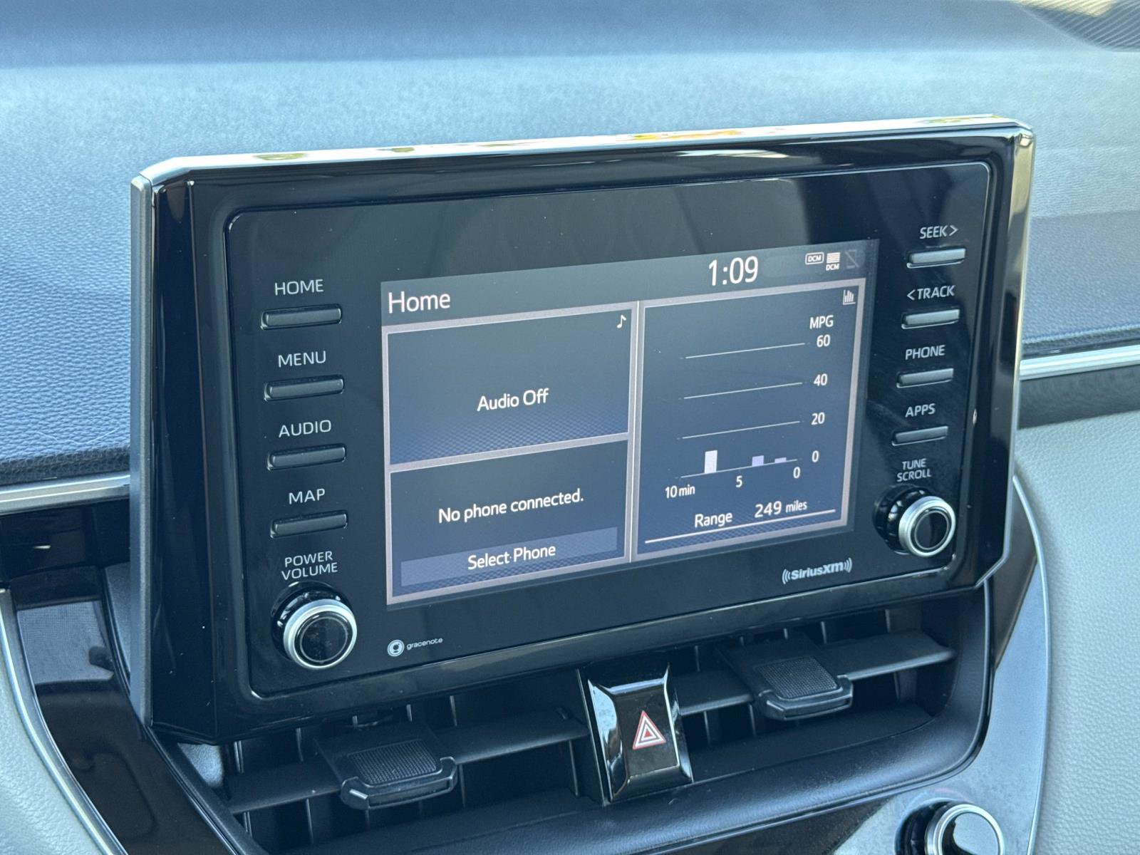 Used 2022 Toyota Corolla Cross L image 13