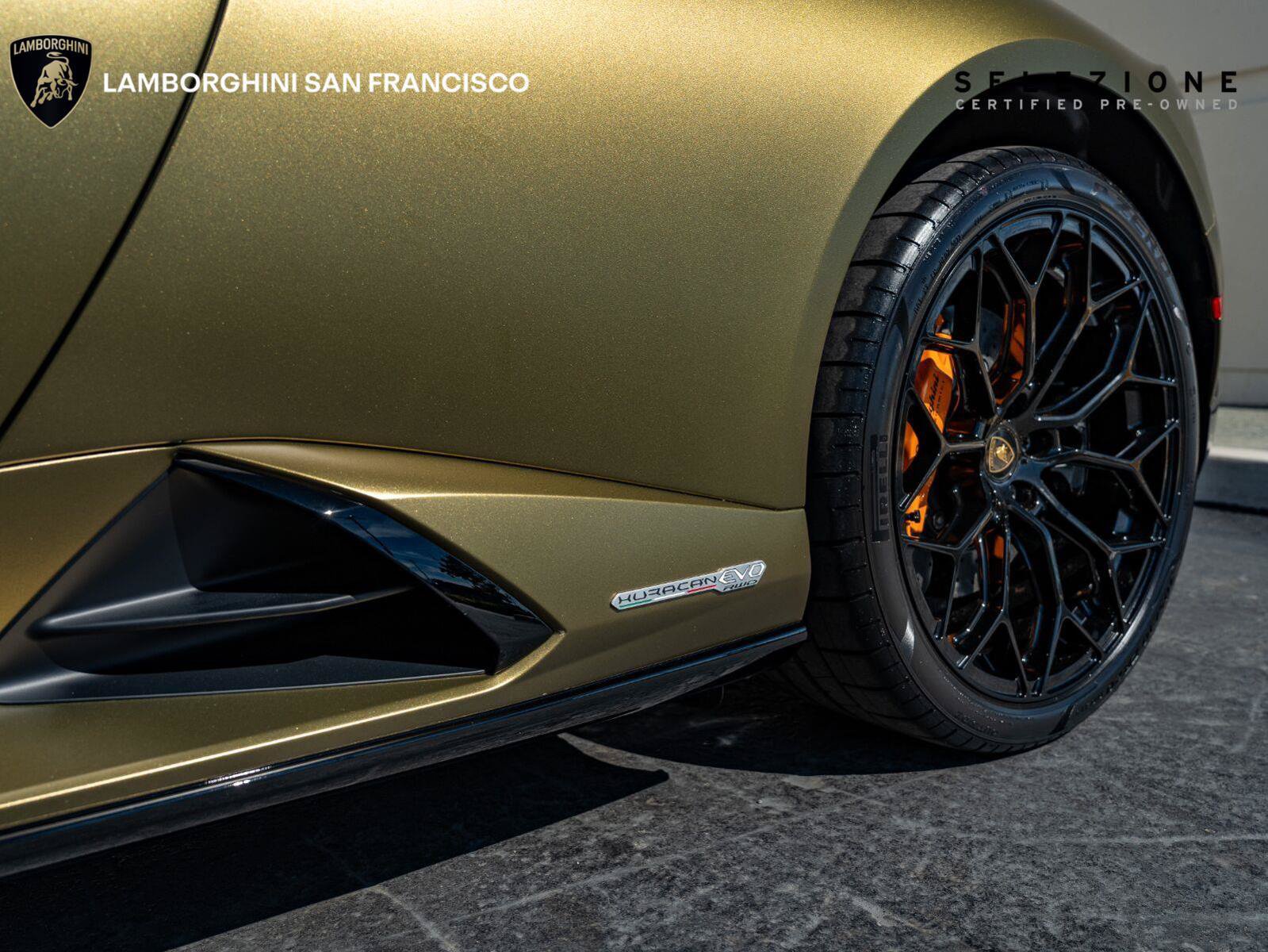Used 2023 Lamborghini Huracan EVO RWD image 24