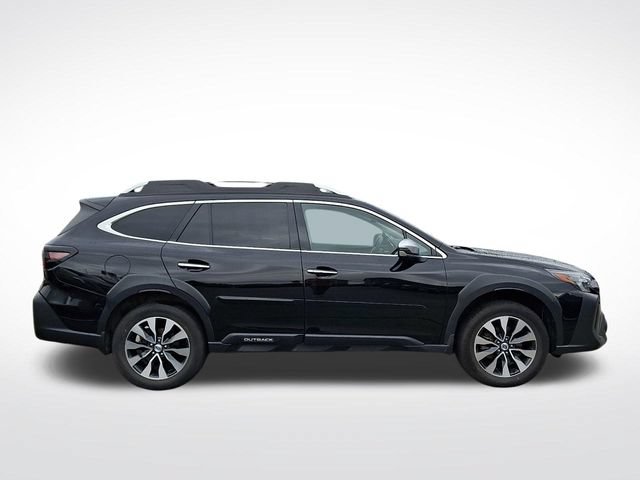 Certified 2025 Subaru Outback Touring AWD/4WD image 7
