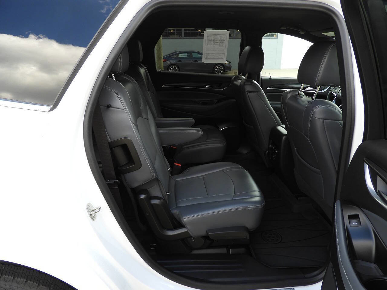 Used 2022 Buick Enclave Essence w/ Trailering Package, 5000 lbs. FWD image 35