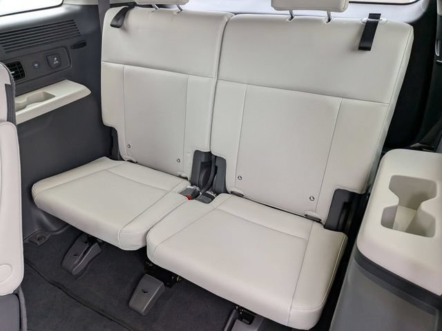 Used 2025 Hyundai Santa Fe Calligraphy FWD image 31
