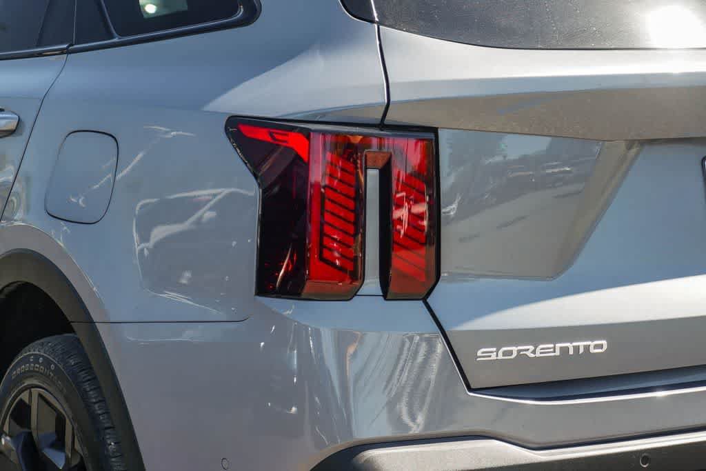 Certified 2024 Kia Sorento SX Prestige AWD/4WD image 7