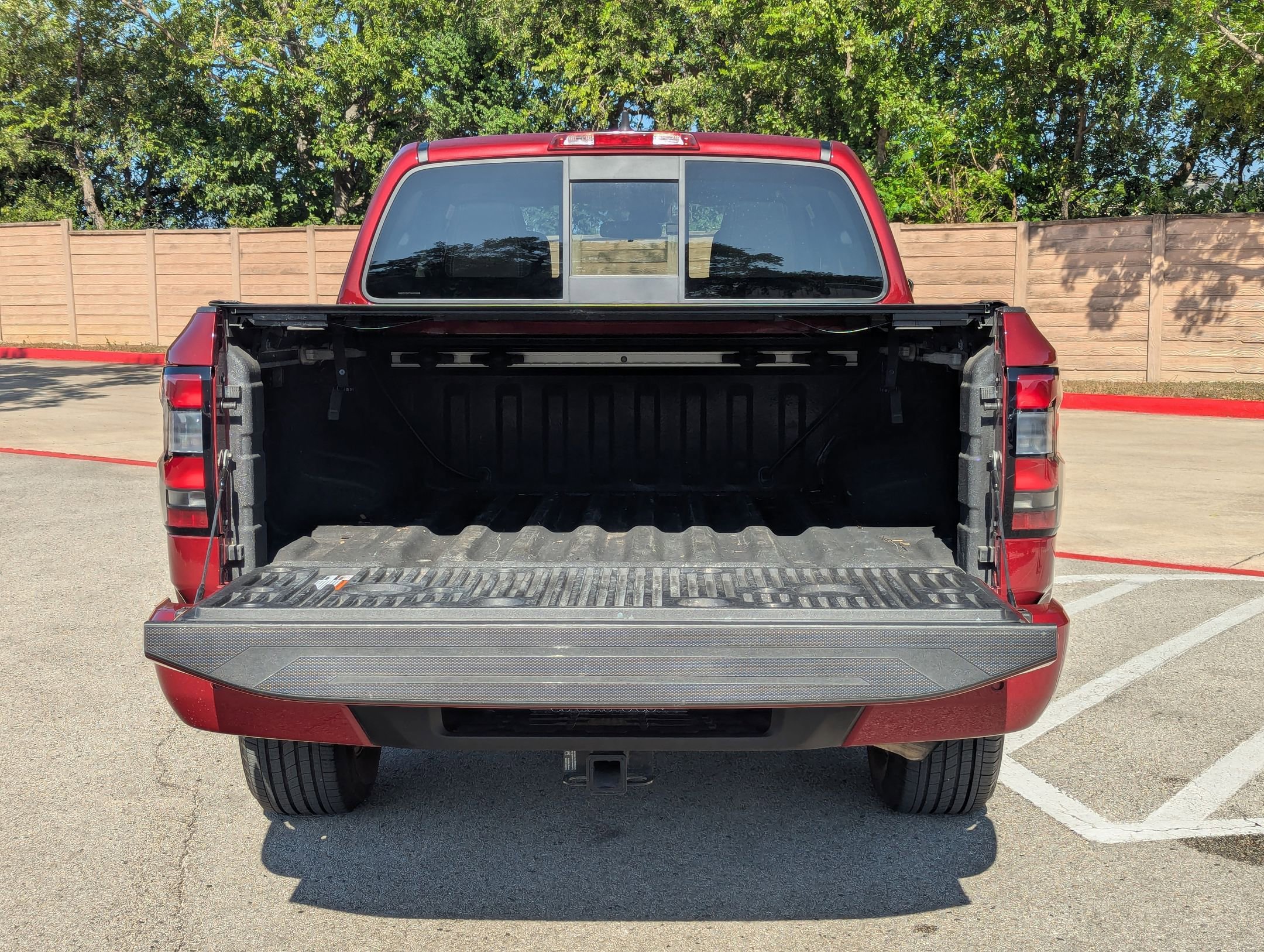 Used 2022 Nissan Frontier SV image 24