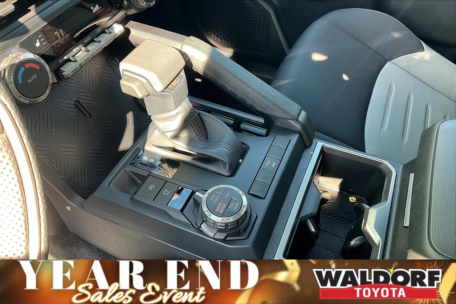 New 2025 Toyota Tacoma TRD Off-Road image 10