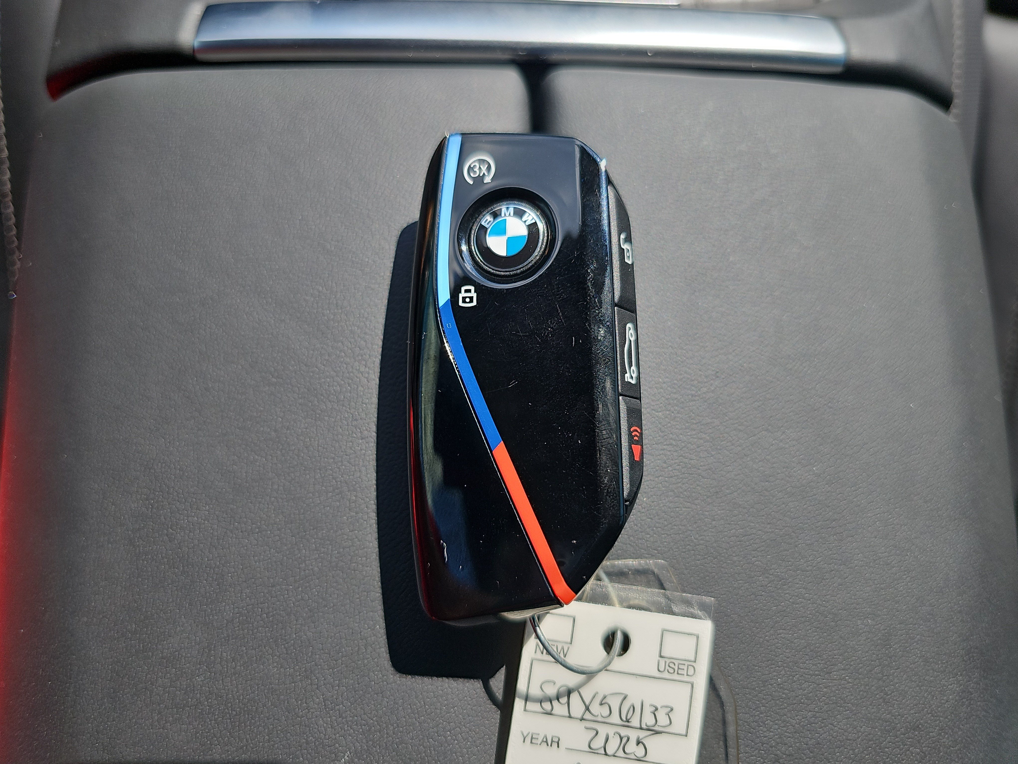 Certified 2025 BMW X7 M60i w/ Executive Package AWD/4WD image 38