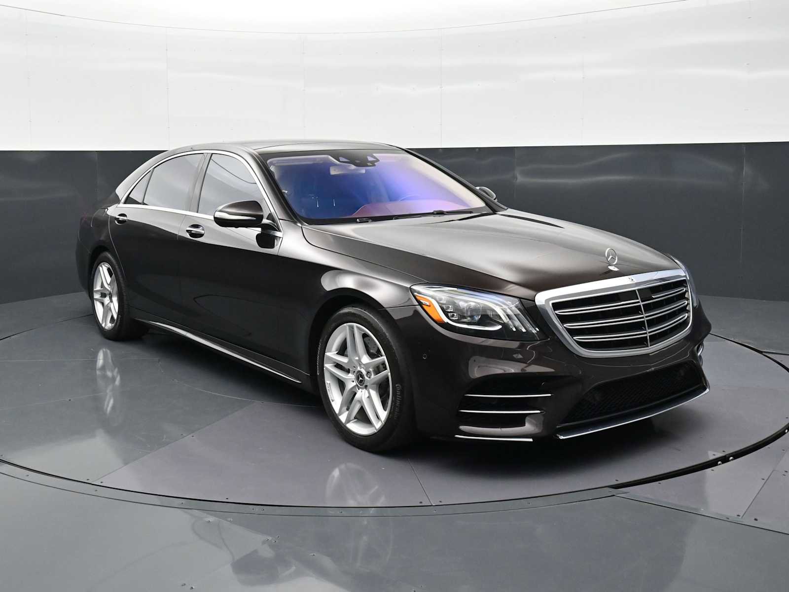 Used 2018 Mercedes-Benz S 560 Sedan image 32